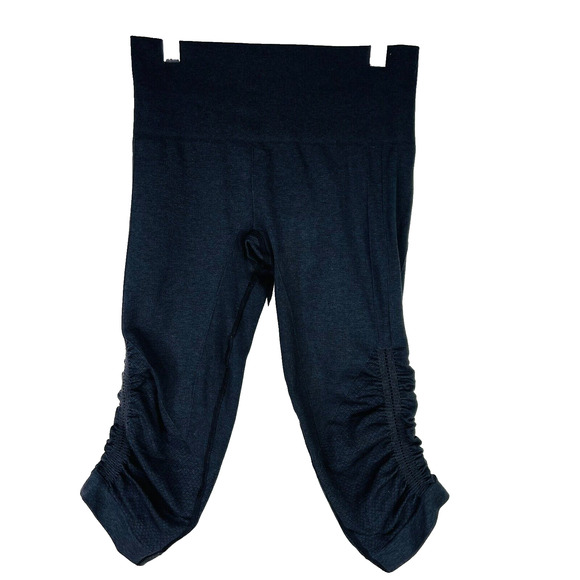 Lululemon Sz 2 In The Flow Crop Ruched Side Legging Heathered Deep Coal Black - Picture 1 of 5